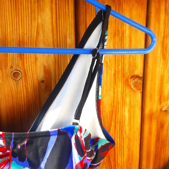 George multi color one piece swim suit - Picture 5 of 6